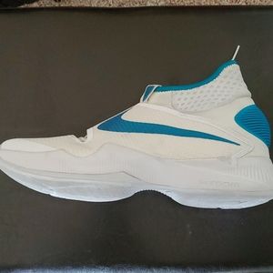 Nike HypeRRev Size 15